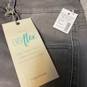 NWT Maurice’s Skinny Jean 18W Gray